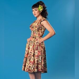 NWT Tiki Tiles Heidi dress with pockets!